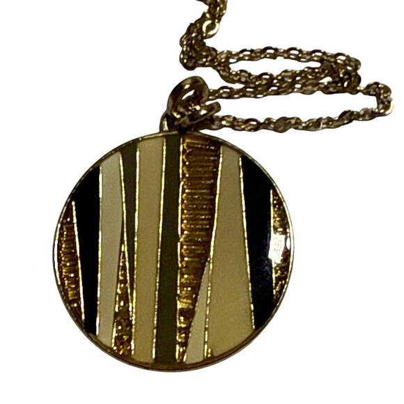 Gold Round Pendant Necklace with Geometric Striped Inlay Design for Women - Picture 4 of 7
